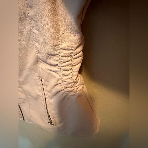 Baccini Faux Leather Jacket - Picture 7 of 10